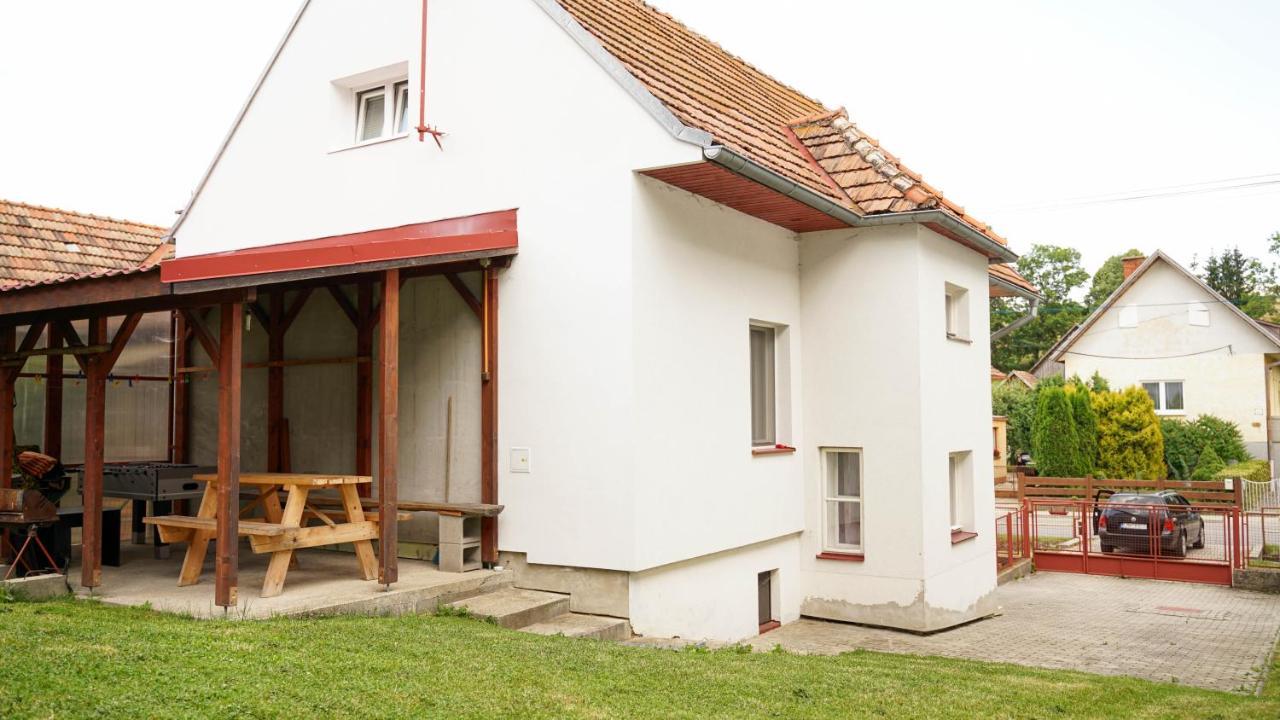 Holiday House Maria Závažná Poruba Exterior foto